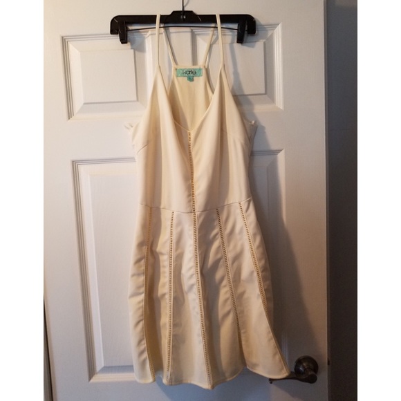 GUC cream dress - Picture 1 of 3